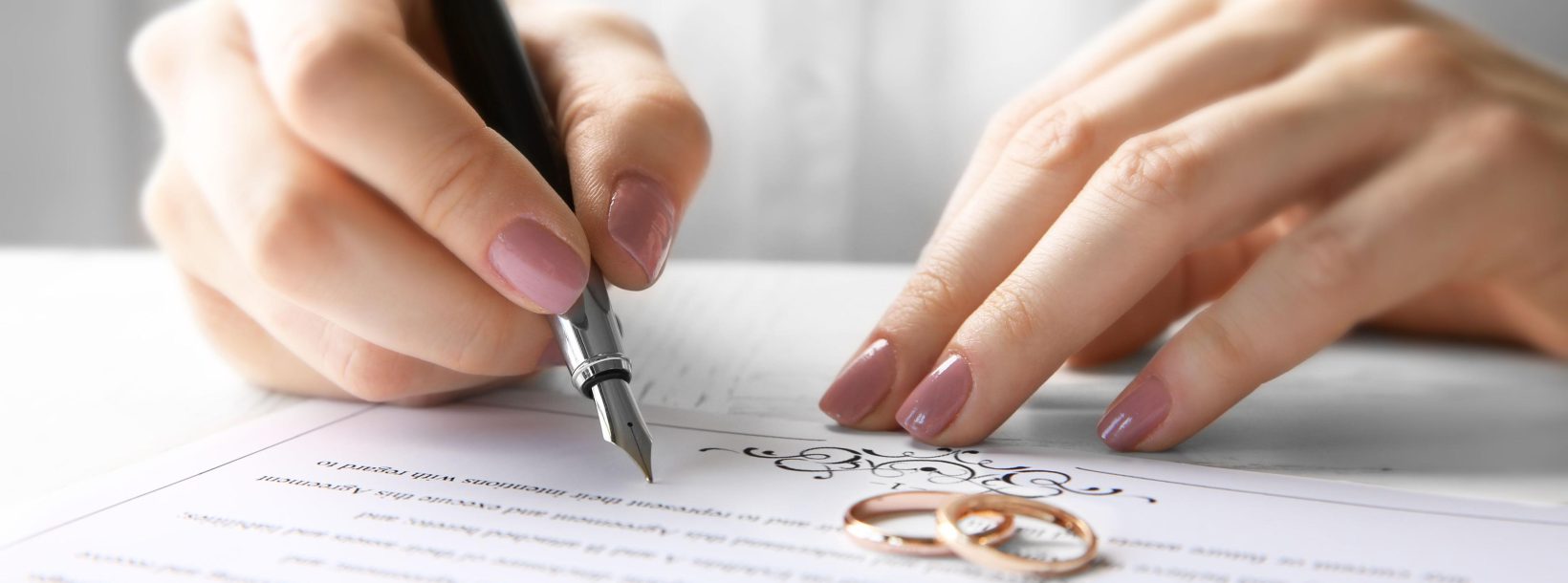 Welche Punkte sollte ein Ehevertrag enthalten?